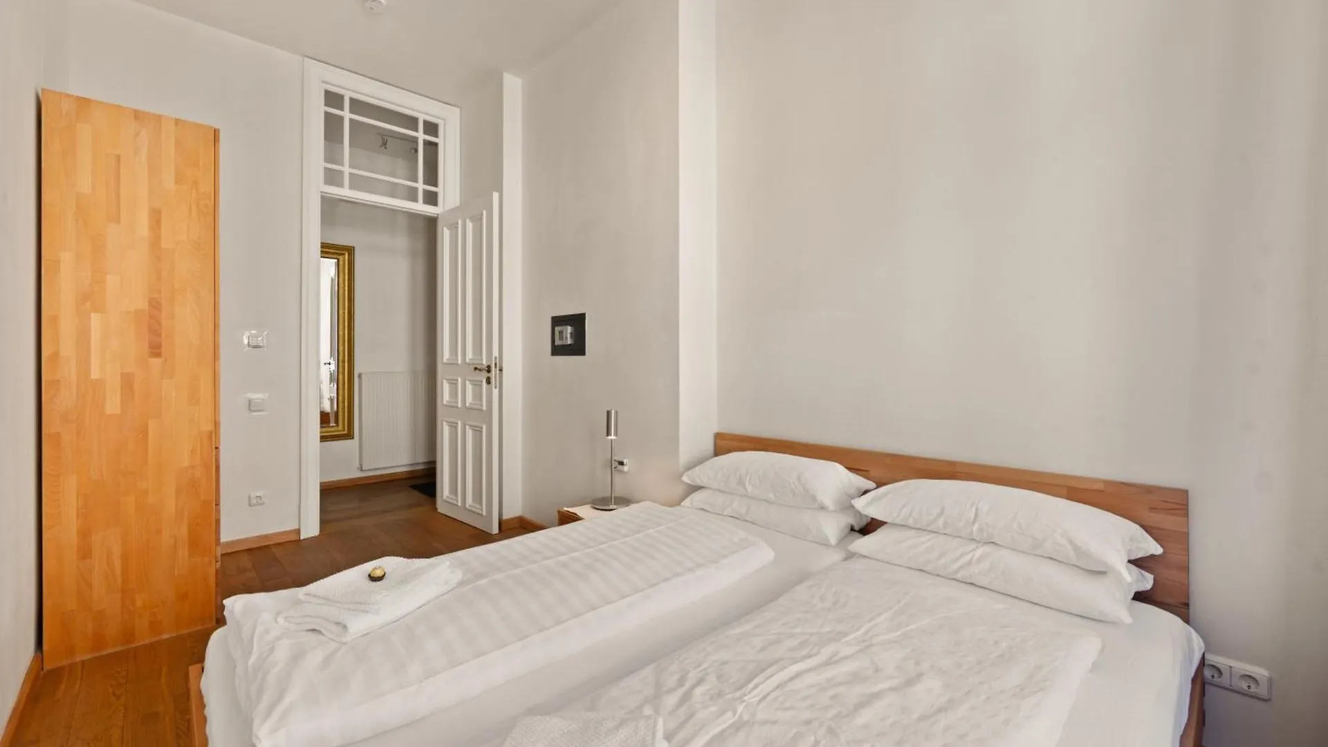 ברלין Aptd Downtown Monument4Rent Near Checkpoint Charlie